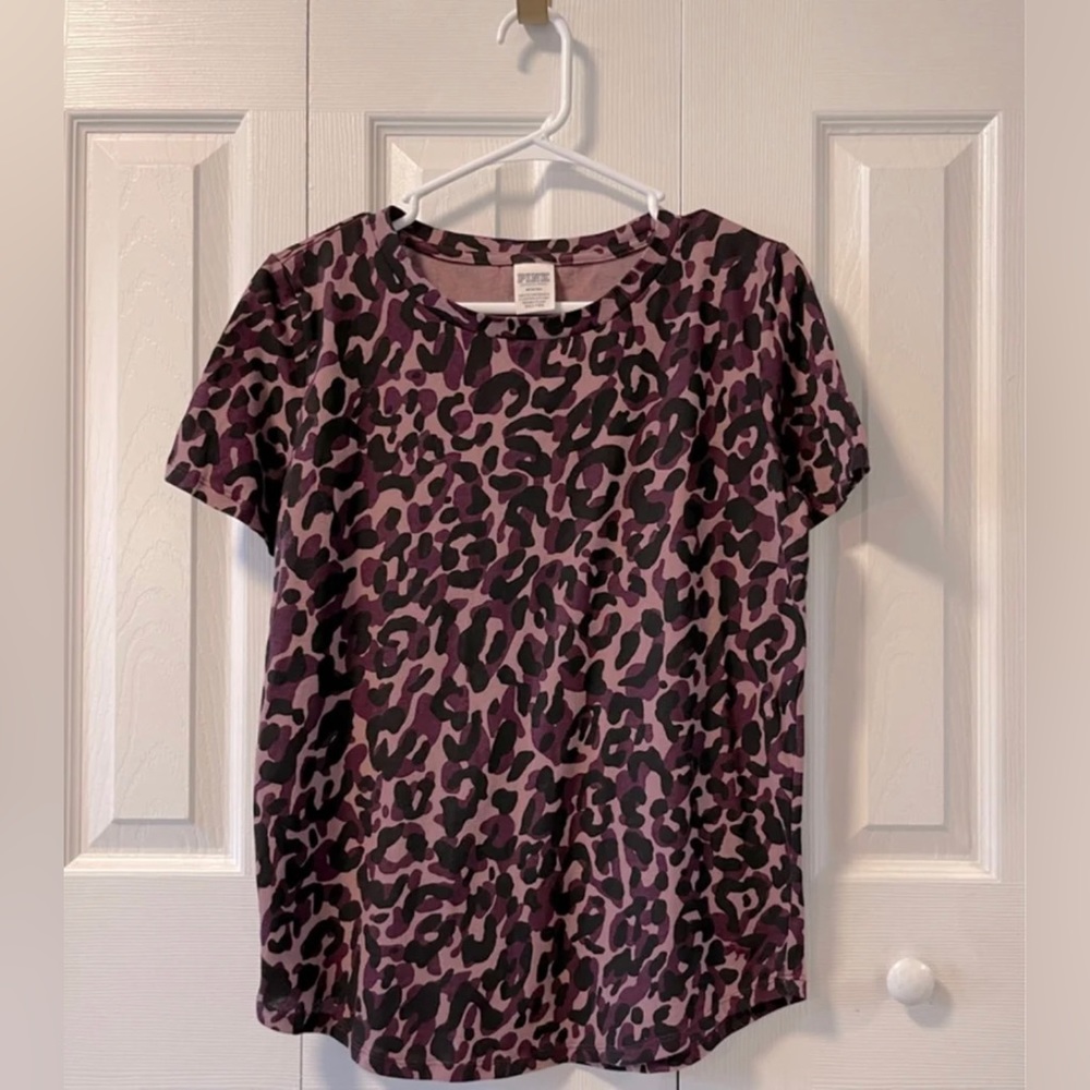 2/$12!!! VS PINK Leopard Print Shirt Size M